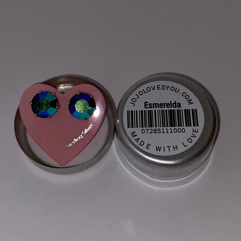 JoJo Loves You Mini Round Esmerelda